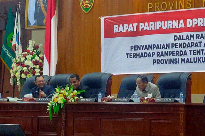 Sehari Dibahas Dprd Tetapkan Perda Apbdp Siwalima