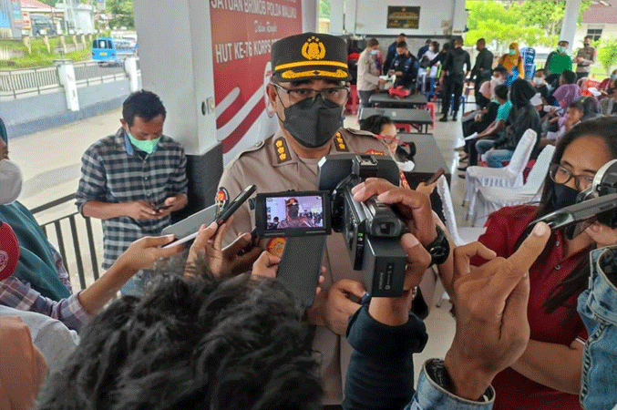 Polisi Amankan Dua Truk Tangki Pengangkut BBM - Siwalima