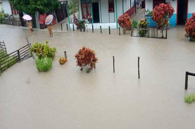 Curah Hujan Tinggi Desa Keliobar Terendam Banjir Siwalima