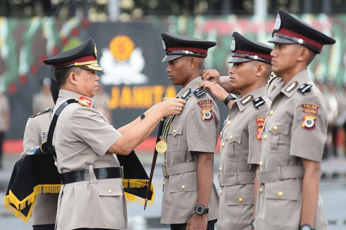 Lantik Bintara Polri Ini Pesan Kapolda Siwalima